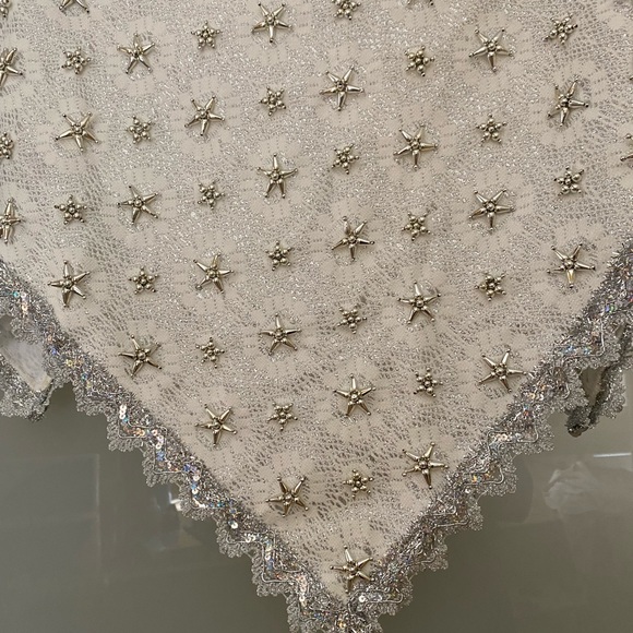 NWT Bridal Fancy handmade beaded flower scarf wrap - Picture 2 of 5